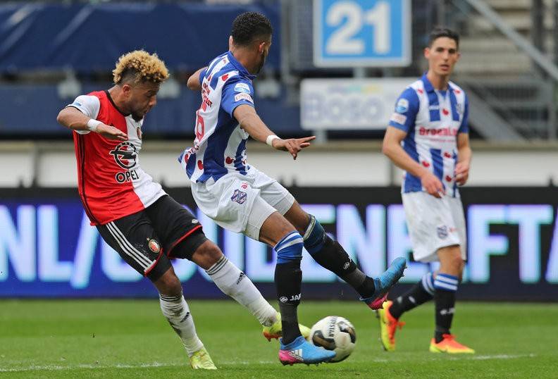 再夺一金 再夺一金