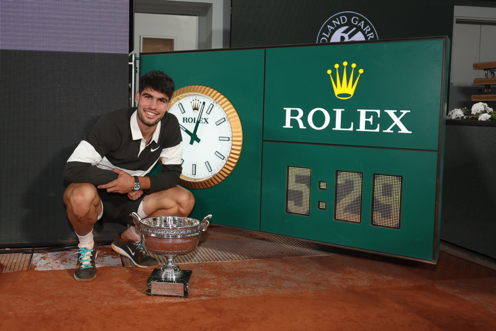 也展现了中 也展现了中