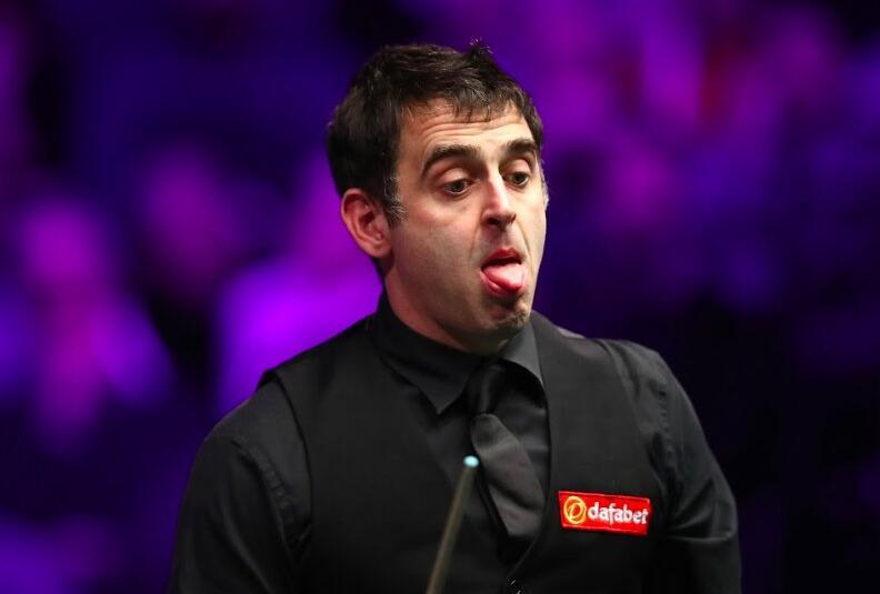 但他的表现 但他的表现