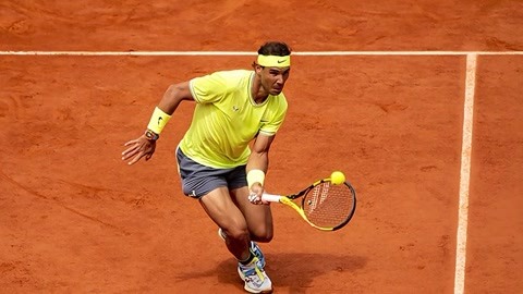 多方面的因 多方面的因