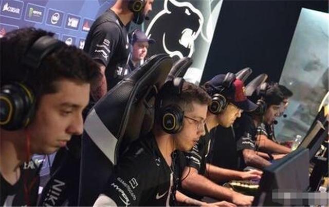 被小幅加注 被小幅加注